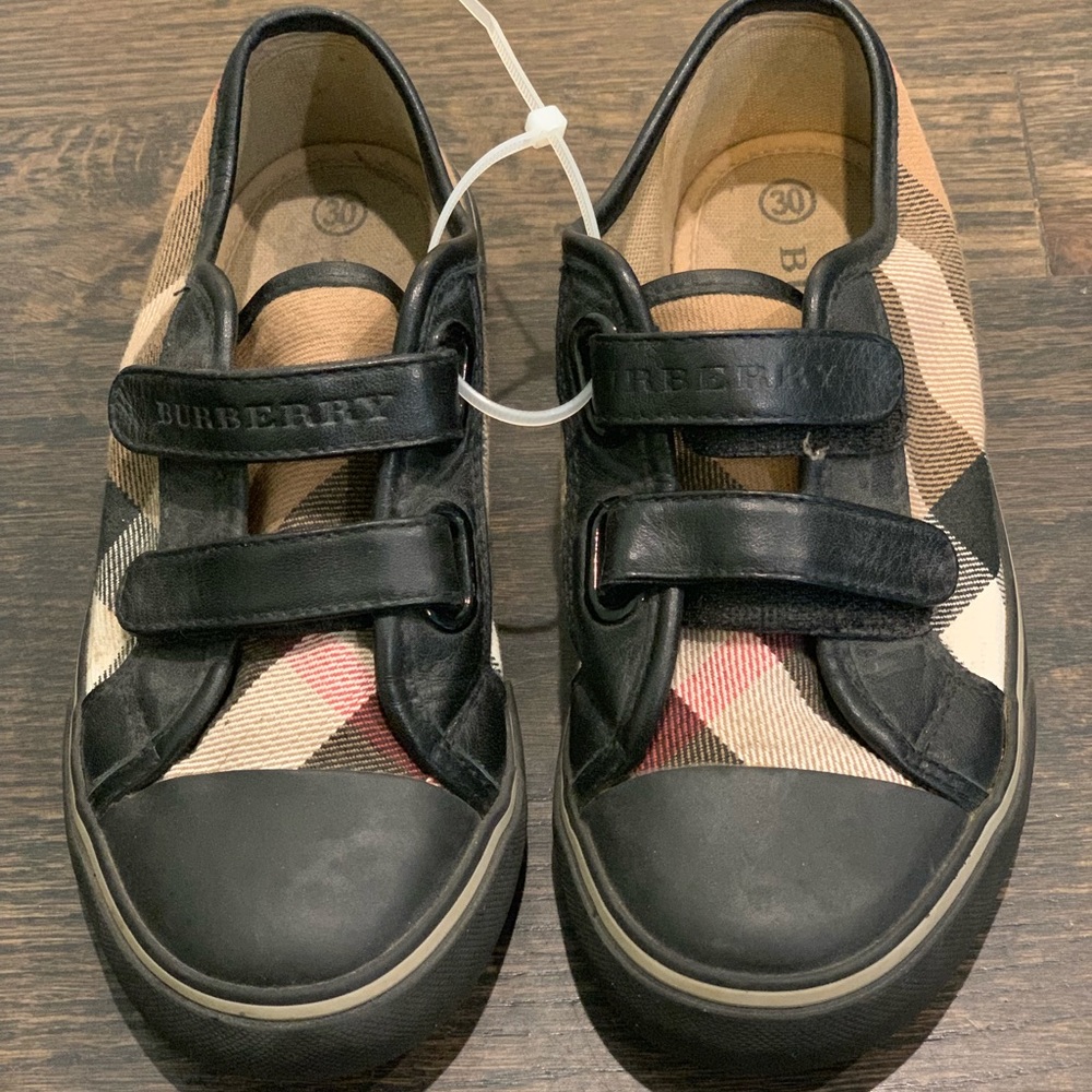 Burberry kids sneakers